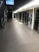 Quais de la station Charles de Gaulle (Direction La Poterie)