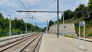 Quai et voies en direction de Hasselt.