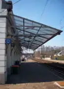 Voies, quais et auvent.