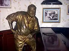 Ernest Hemingway, bat El Floridita de La Havane à Cuba.