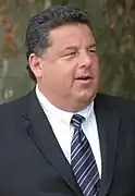 Steve Schirripa interprète Bobby Baccalieri.
