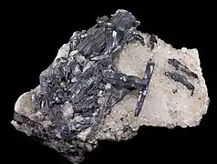 Stibine - Wolfsberg (Allemagne) (6,9x4,8&nbsp;cm).