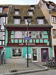 Façade du no&nbsp;6.