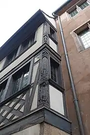 Maison à colombages (no&nbsp;1).