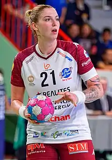 Szimonetta Planéta en 2018 avec Chambray