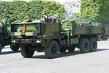 Renault TRM 10000 du 61e&nbsp;régiment d'artillerie lanceur de drones Canadair CL-289.