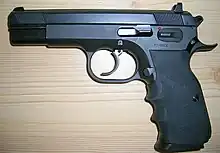 Tanfoglio T95 Combat/EAA 9&nbsp;mm finition bleue.