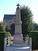 Le monument aux morts.