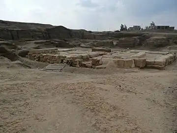 Vue générale de la nécropole royale de Tanis.