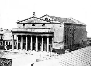Vue du théâtre à ses débuts.