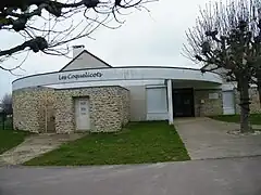 Le centre de loisirs Les Coquelicots.