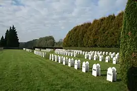 Tombes musulmanes à la nécropole nationale de Rougemont.