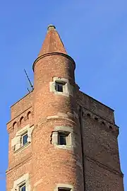 no&nbsp;2 : détail de la tour et de la tourelle.