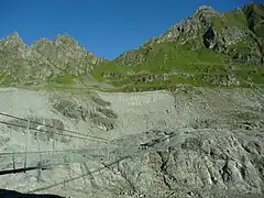 Passerelle de Corbassière (2&nbsp;365&nbsp;m) vers le km 115.