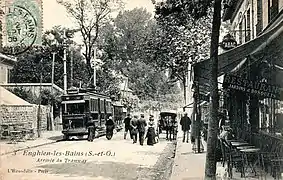 Tramway no&nbsp;110 au terminus du Cygne d'Enghien à Épinay en 1906.