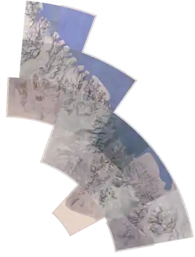 Assemblage de quadrants formant une carte topographique.