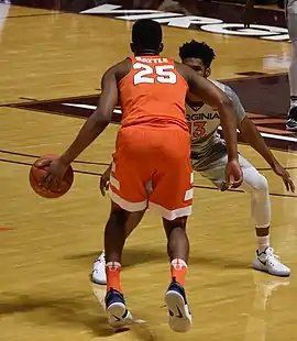 Image illustrative de l’article Tyus Battle