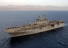 illustration de USS Kearsarge (LHD-3)