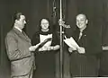 Émission de radio vers 1940 avec Jan Vavřík-Rýz&nbsp;(cs), Anna Kreuzmannová&nbsp;(cs) et Josef Skupa.