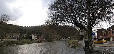 La Vesdre au centre de Vaux-sous-Chèvremont.