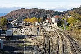 Vue générale de la gare de Veynes - Dévoluy (vue côté Grenoble)