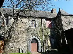 Ancienne cure du XVIe&nbsp;siècle.