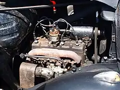 Moteur de Peugeot 401, 1&nbsp;720&nbsp;cm3.
