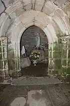 Réplique de la grotte de Lourdes, chapelle.