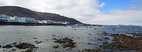 Le port et la Punta Fariones