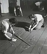 Wrens calculant le résultat des décisions prises par les stagiaires.