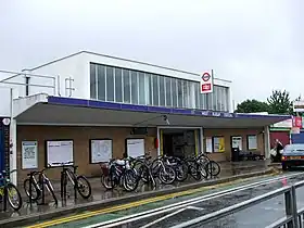 Image illustrative de l’article West Ruislip (métro de Londres)