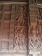 Bois sculptés, temple circulaire de Kaviyoor.