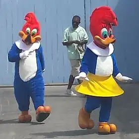 Costumes de Woody Woodpecker et de sa fiancée Winnie, dans le parc Universal Studios Florida