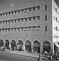 Le centre commercial de Mahané Yehuda vers 1940, photographie de Yaakov Rosner