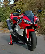 R1 modèle 2001.