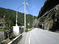 La route préfectorale 36 croisant la nationale 358&nbsp;(ja).