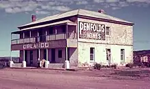 Un Pub australien - le Yatina Hotel en Australie-Méridionale en 1974.