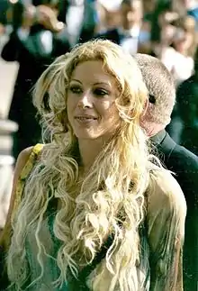 Portrait photographique de Loana pris lors du festival de Cannes de 2005