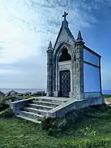 L'arc lancéolé du Panteón del Inglés (Santander, Cantabrie, Espagne).